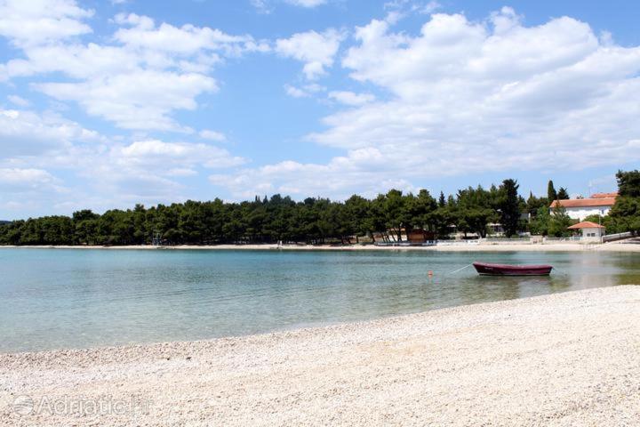 Apartmani Gavran Pirovac Kültér fotó